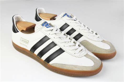 adidas universal schuhe weiss|Adidas Universal Weiss .